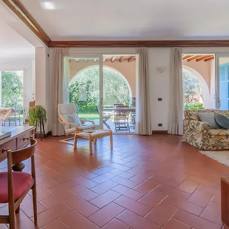 Breezeway 2 Lierna