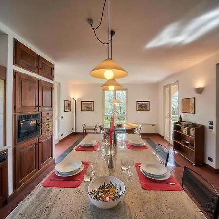 Breezeway 2 Villa Lierna