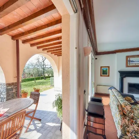 Breezeway 2 * Lierna