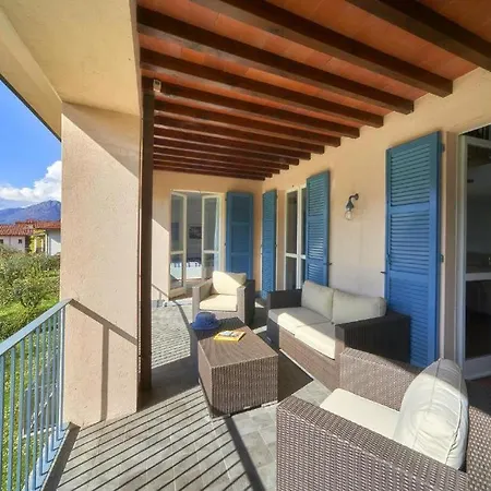 Breezeway 2